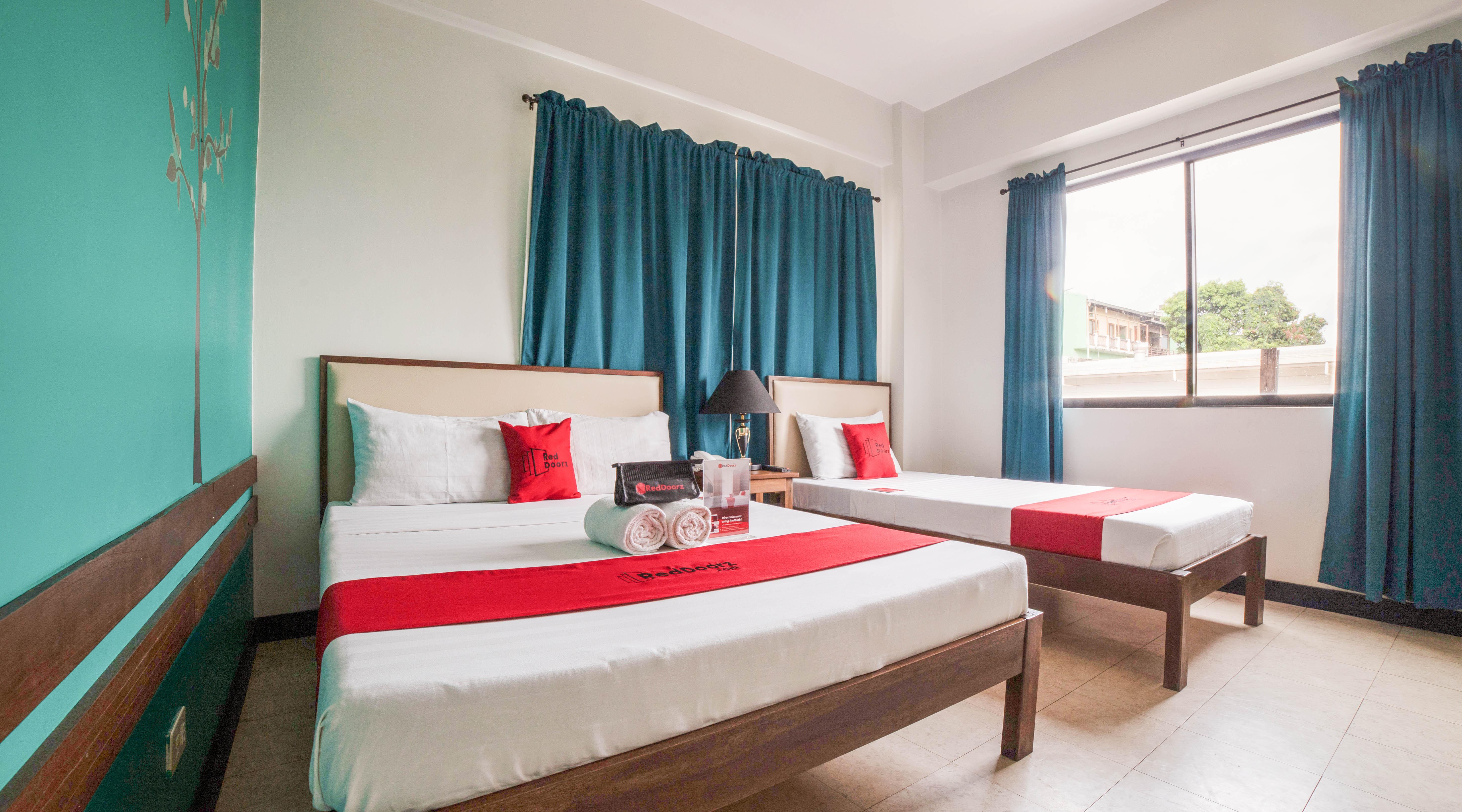 Reddoorz Plus Near Rizal Junction Puerto Princesa Exterior photo