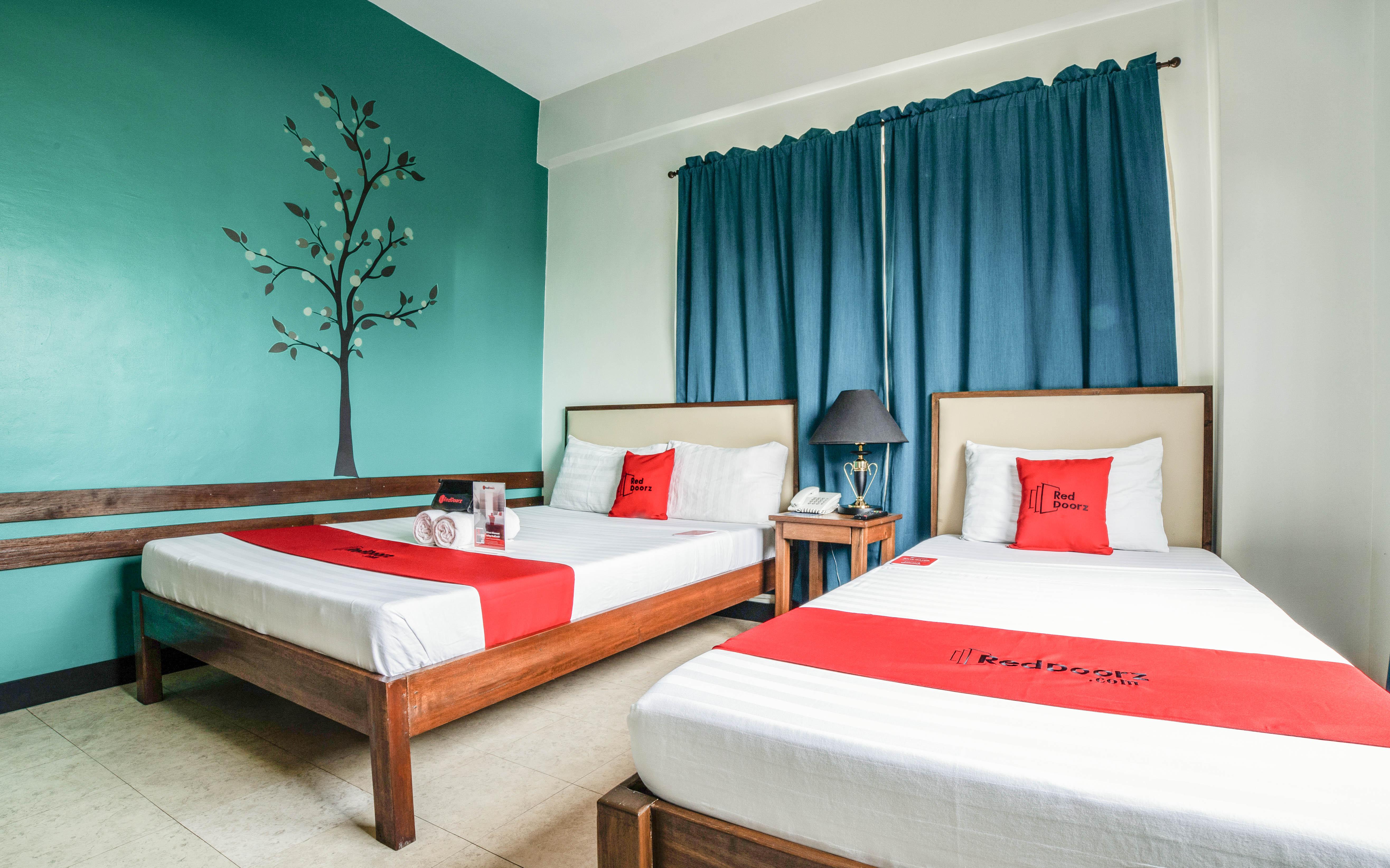 Reddoorz Plus Near Rizal Junction Puerto Princesa Exterior photo