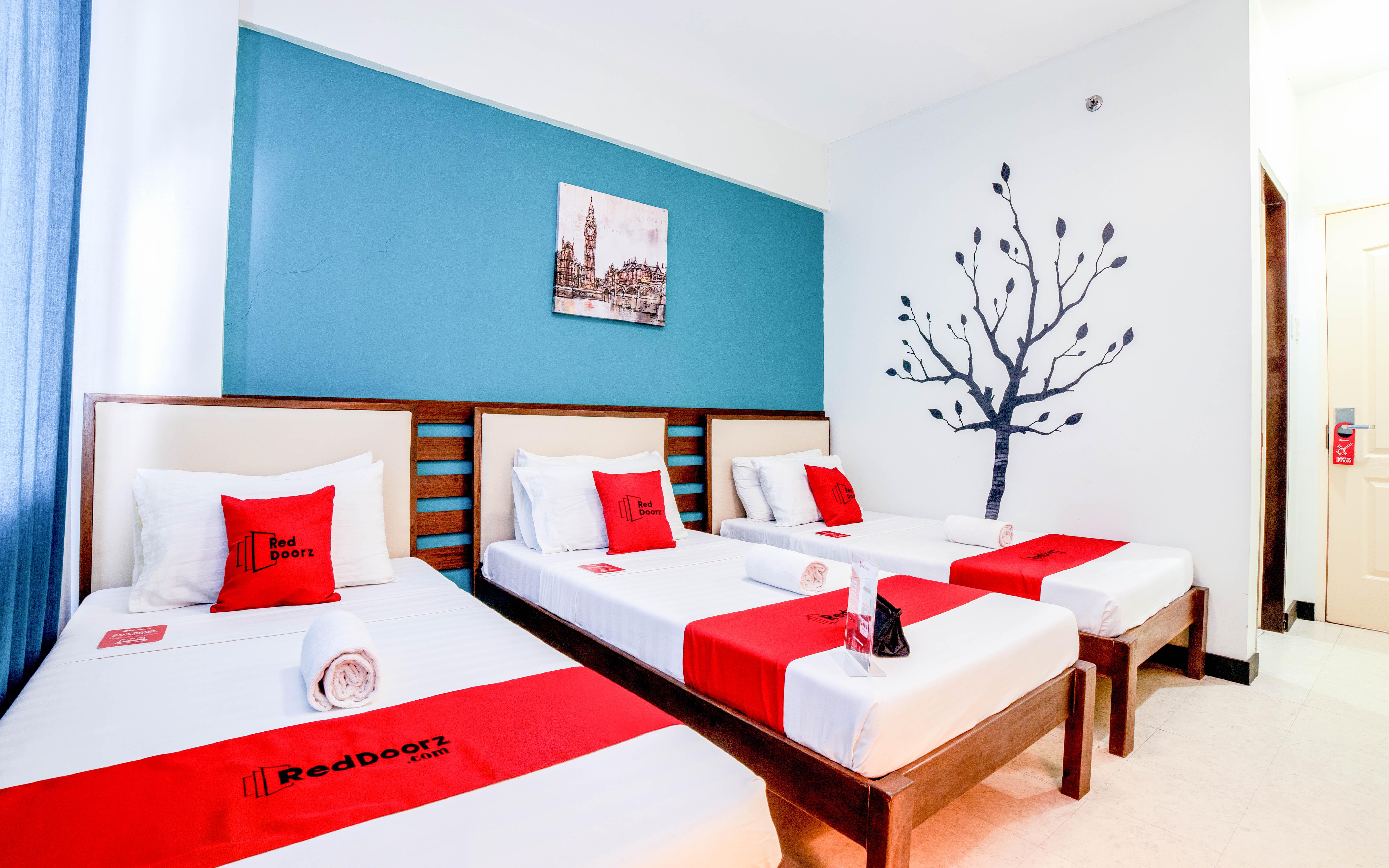 Reddoorz Plus Near Rizal Junction Puerto Princesa Exterior photo