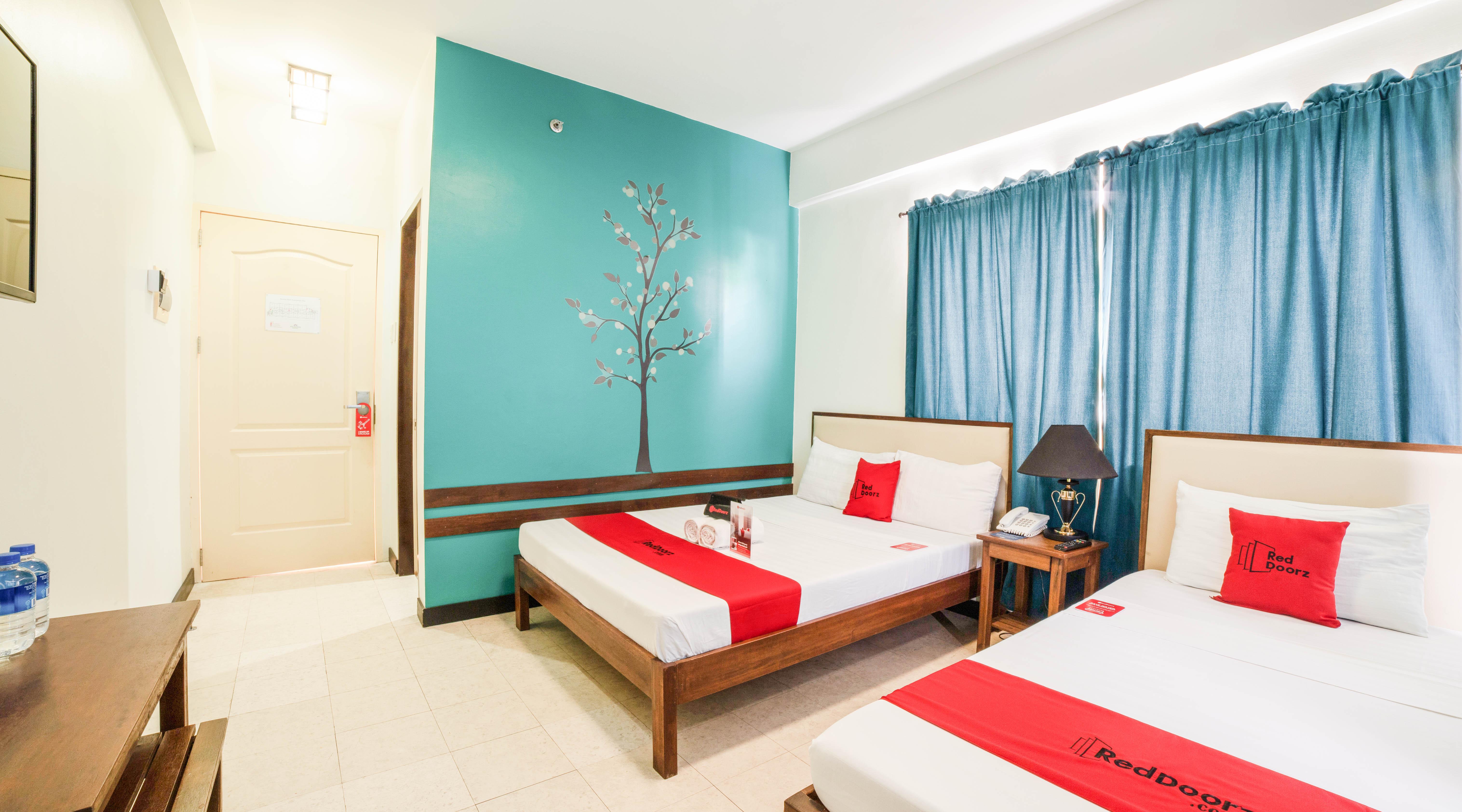 Reddoorz Plus Near Rizal Junction Puerto Princesa Exterior photo