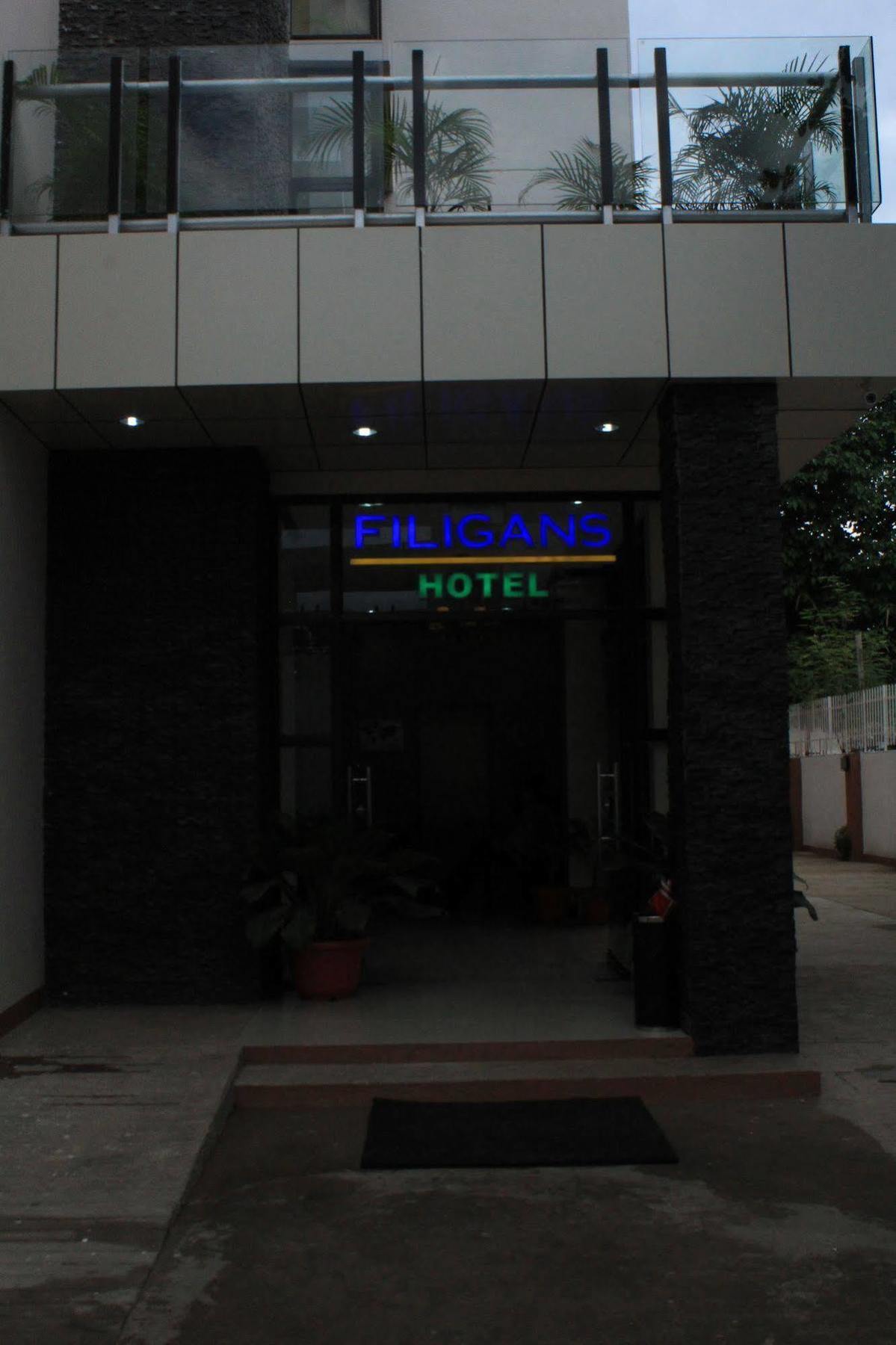 Reddoorz Plus Near Rizal Junction Puerto Princesa Exterior photo