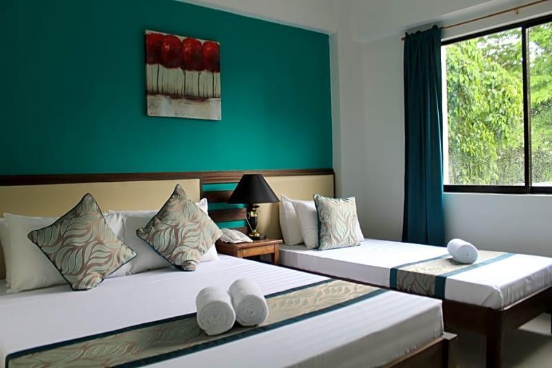 Reddoorz Plus Near Rizal Junction Puerto Princesa Exterior photo