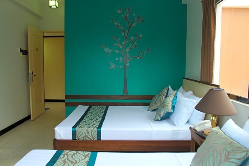 Reddoorz Plus Near Rizal Junction Puerto Princesa Exterior photo