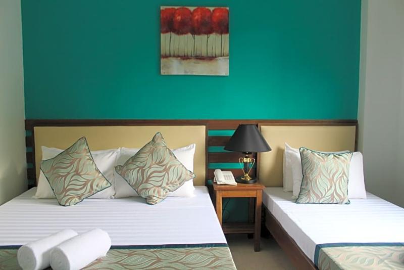 Reddoorz Plus Near Rizal Junction Puerto Princesa Exterior photo