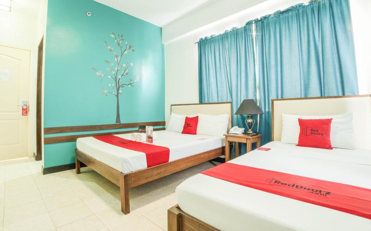 Reddoorz Plus Near Rizal Junction Puerto Princesa Exterior photo